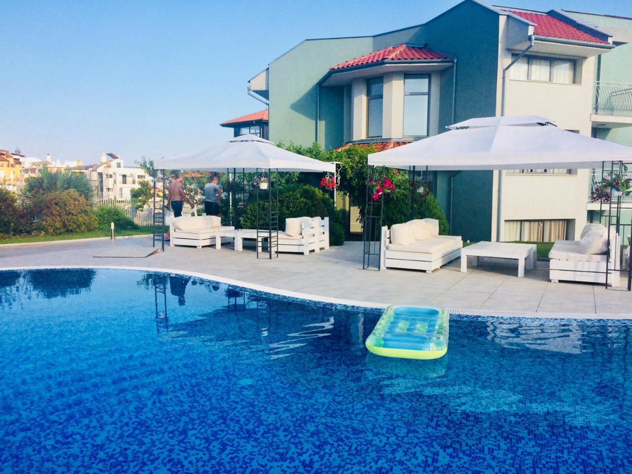 Gardenia Suites โซโซโปล ภายนอก รูปภาพ