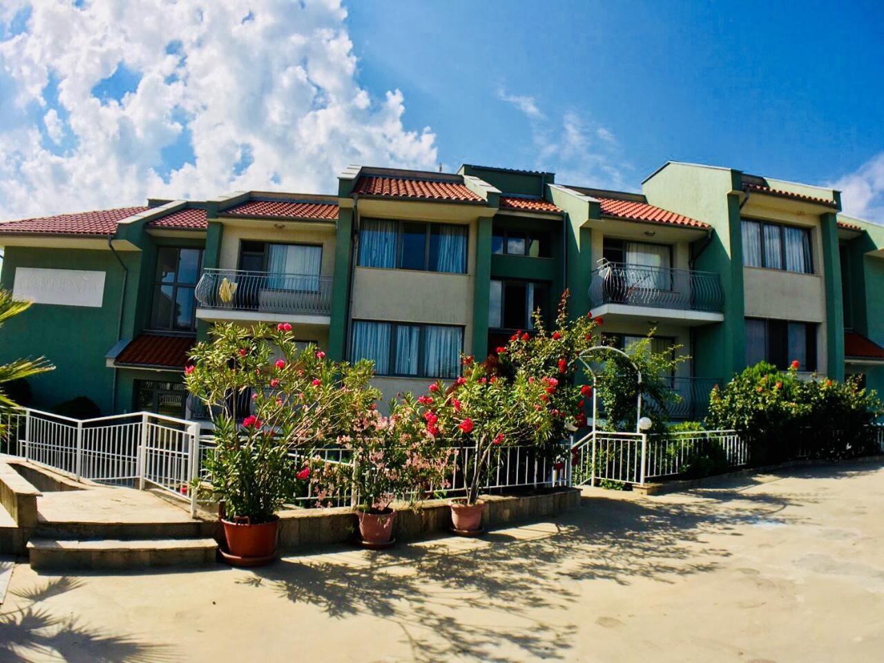 Gardenia Suites โซโซโปล ภายนอก รูปภาพ